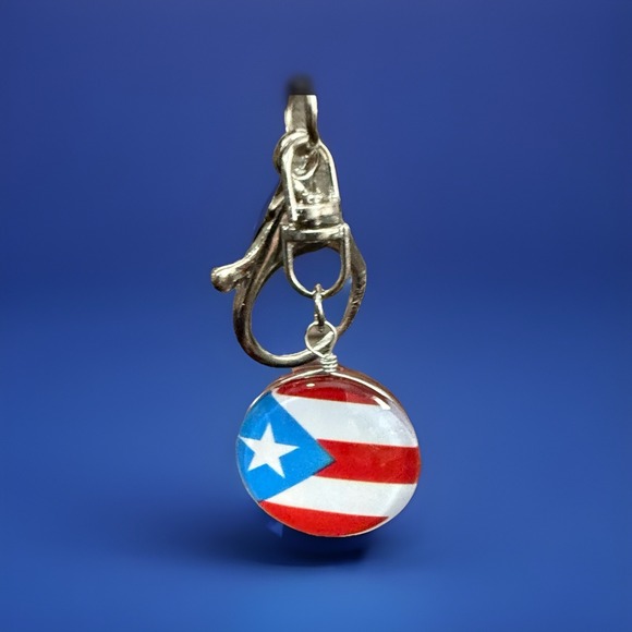 Unbranded Other - Puerto Rico Round Flag Keychain Metal Lobster Clasp Red White Blue Boricua